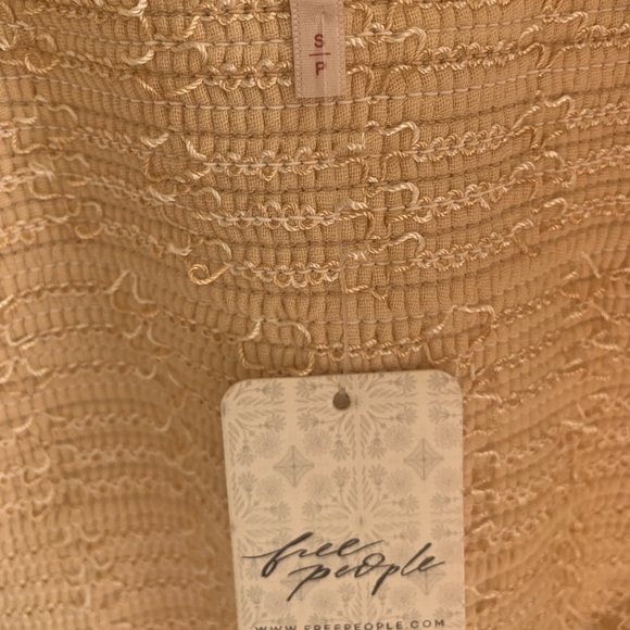 Free people sold out flower embroidered tiered smocked dress with balloon sleeve - Picture 7 of 9